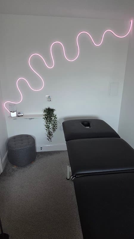 Maz Brighton Sports Therapy & Massage - Sports Injury Clinics in marske