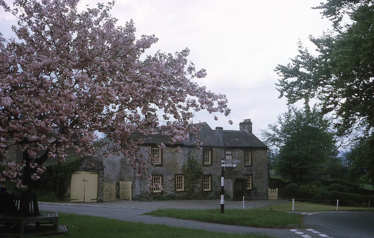 East Witton Post Office - Post Offices in middleham