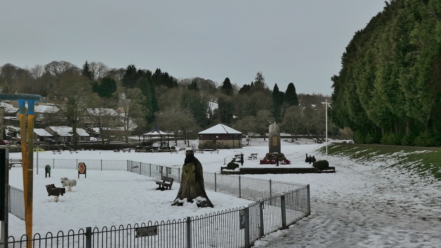 War Memorial - War Memorials in pateley bridge