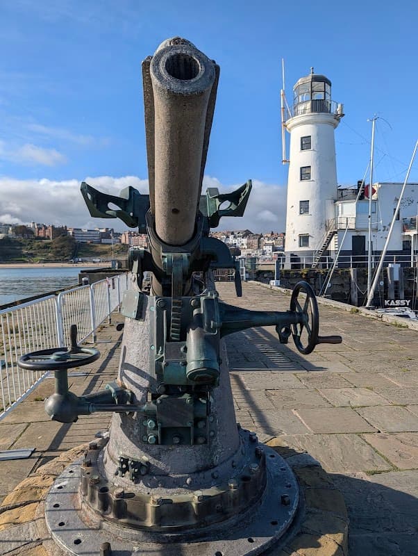 13-pdr Naval Gun - Historic Site in scarborough