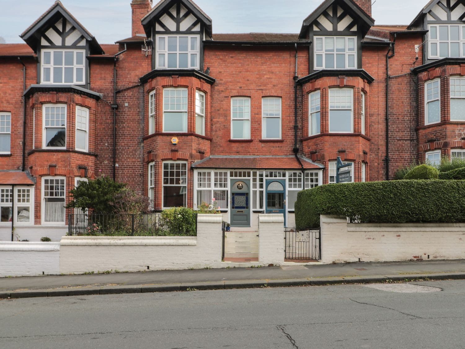 Accommodation at 50 West Street Edelweiss in scarborough