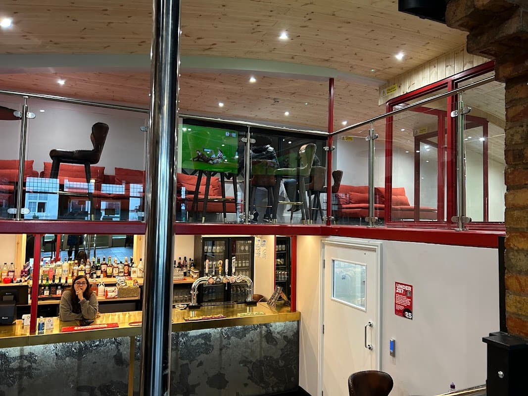 Food & drink at Tambyβs Bar & Snooker Club in scarborough