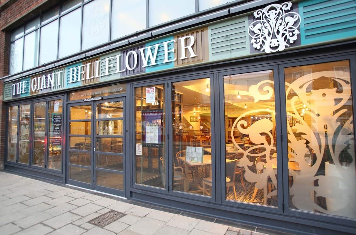 Dining at The Giant Bellflower - JD Wetherspoon in selby