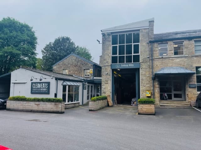 Electric-Hybrid - Car Dealers in skipton