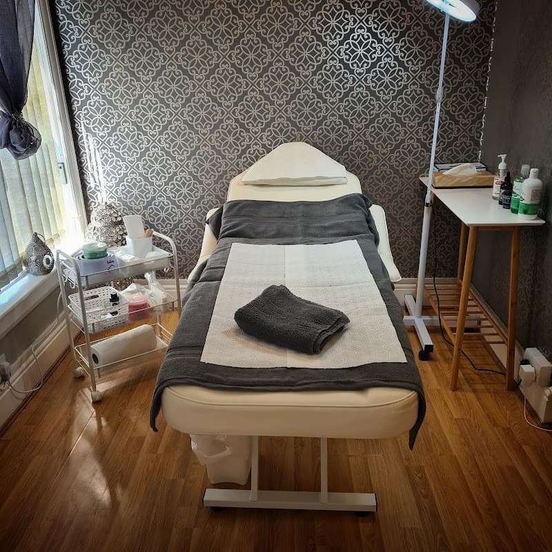 Vanity nail & beauty studio - Beauty Salons in stocksbridge