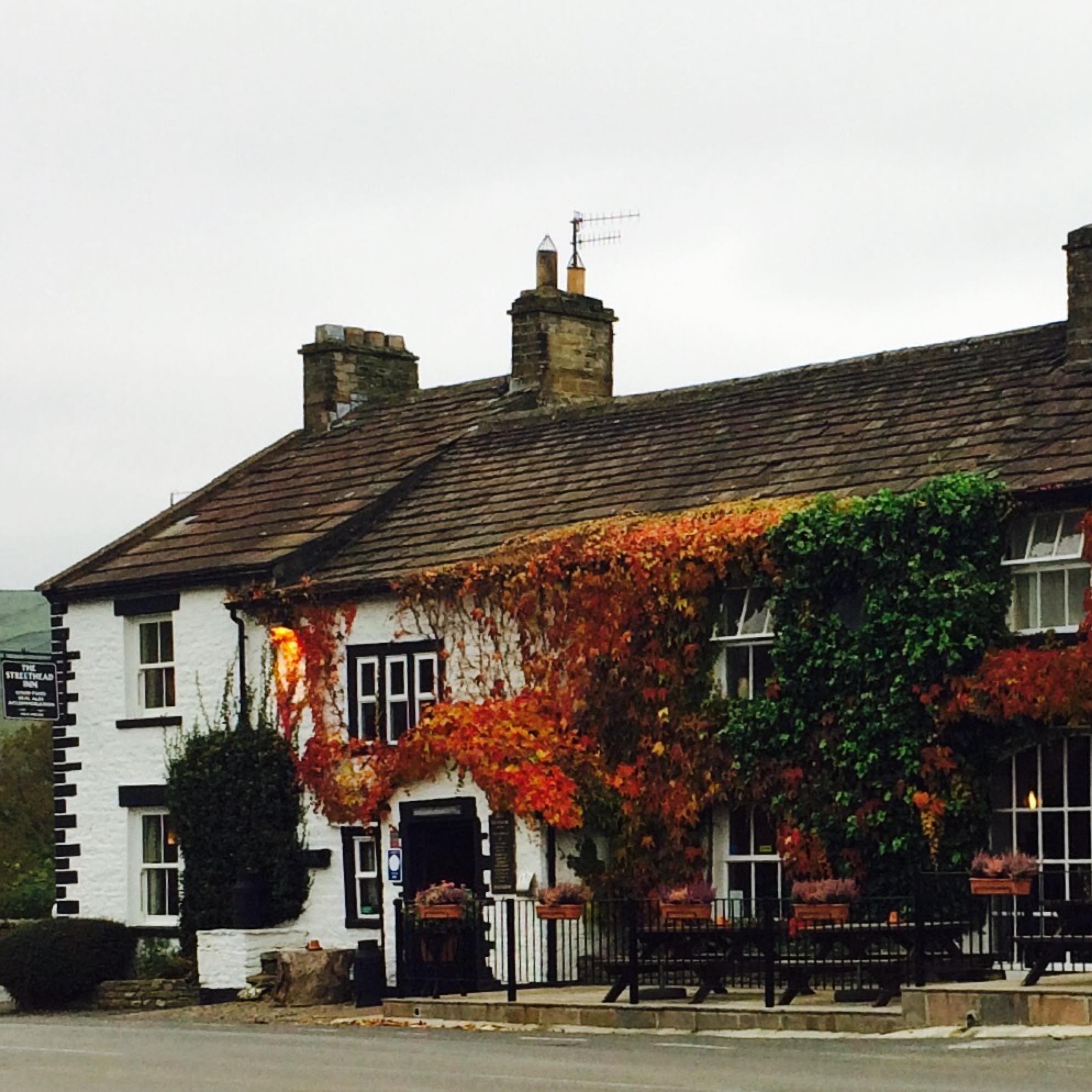 Pub Street Head Inn Pub and Restaurant in thoralby