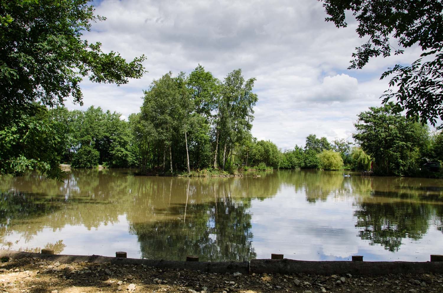 The Oaks Lakes Coarse Fishing with Caravan Park - Sports & Leisure in sessay