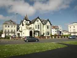 Accommodation at Villa Esplanade Holiday Flats in spa bridge