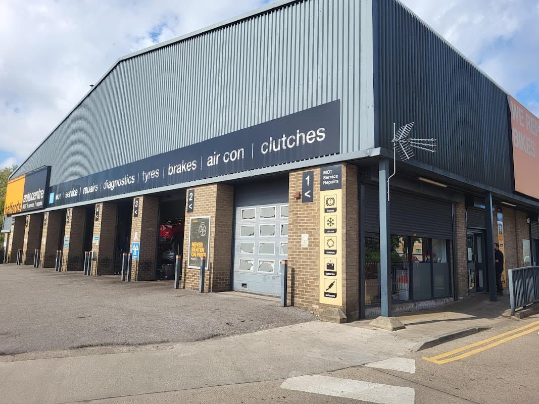 Halfords Autocentre York (Foss Island Rd) - Garages in york