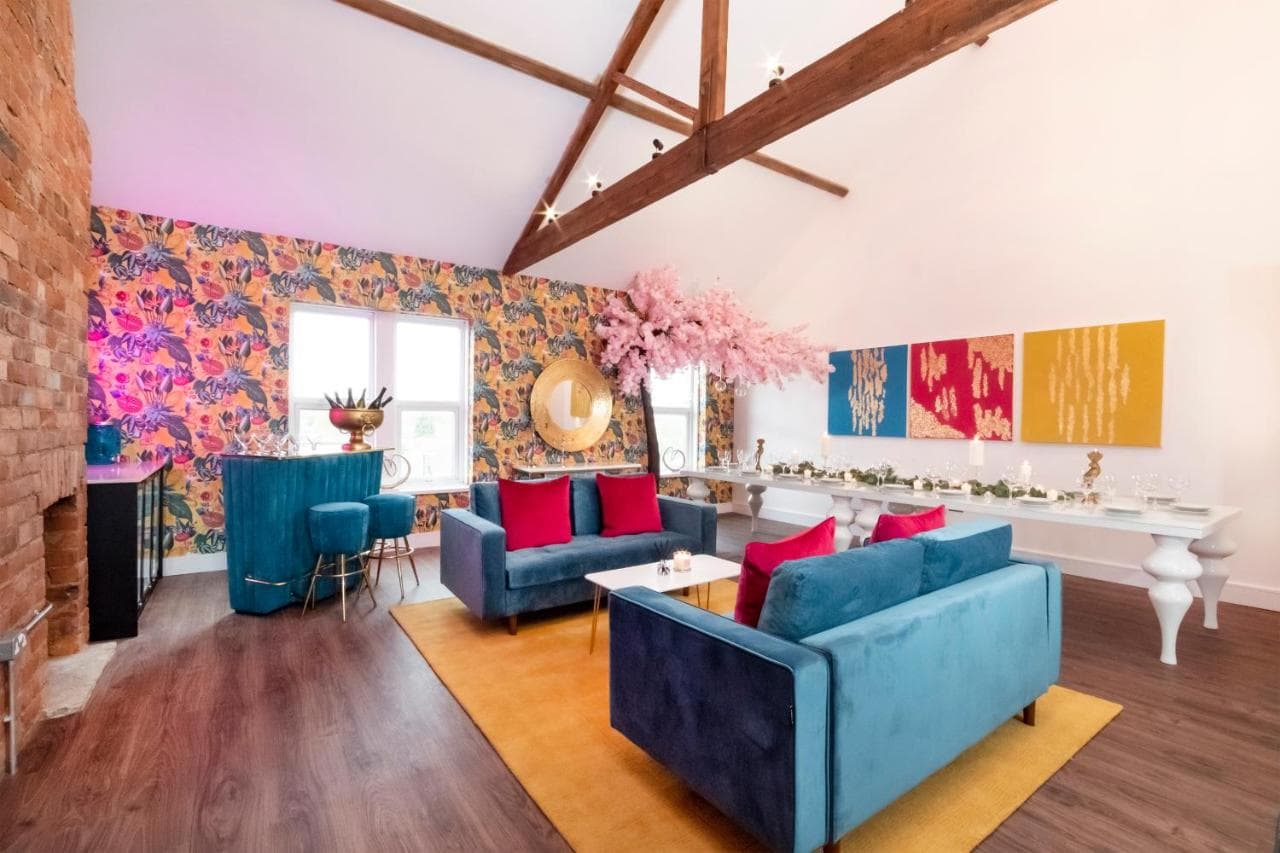 Accommodation at Innvigour Bespoke House with Free Parking for 3 Cars in york