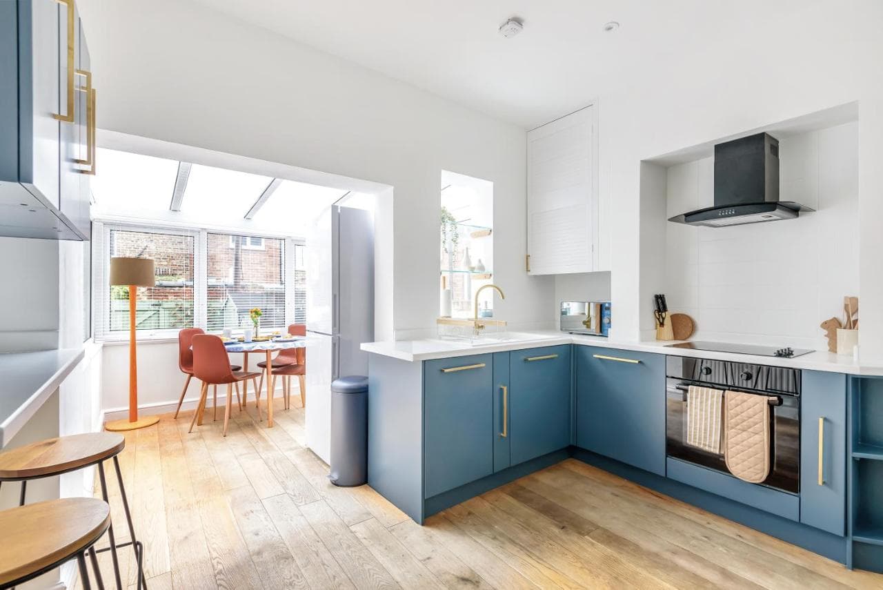 Accommodation at The Drey - Modern cottage for four in York Centre in york