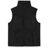 Black sleeveless Lyle & Scott Ripstop jacket with high collar and front zipper.