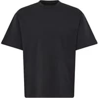 Black T-shirt Casual Friday Ekberg Relaxed with short sleeves and crew neck.