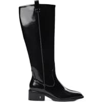 Black knee-high women's boots by Sofie Schnoor with glossy finish, block heel, and pointed toe.