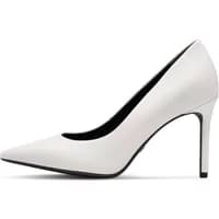 White leather Tamaris women's heels with pointed toe and stiletto heel.