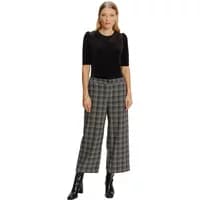 Women's wide-leg check trousers by Greenpoint, gray and black plaid pattern, mid-rise, ankle-length, paired with black top.