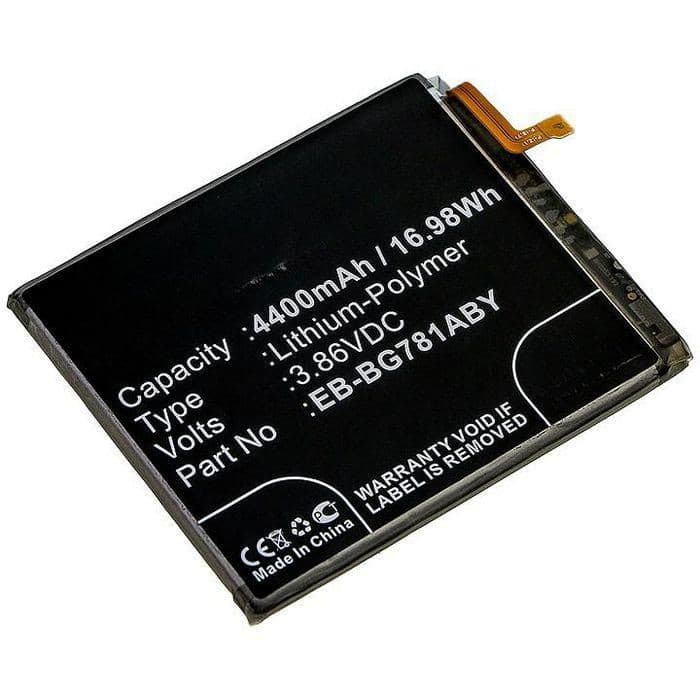 CoreParts Ery battery for smartphone, featuring a black rectangular lithium-polymer design with a capacity of 4400mAh, marked with specifications and a connector on one side.