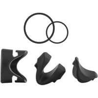 Black Garmin seat-post mount with quarter turn design, includes two rubber rings and three mounting components.
