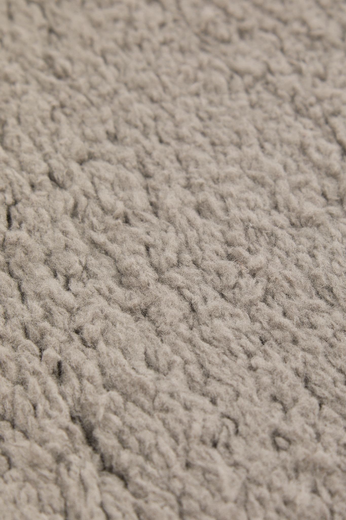 DS Living Cloud Luxe Plain Grey Rug 150 x 210cm - image 3