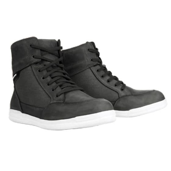 Black Oxford Kickback Air shoes in size 40 EU feature a high-top design with a smooth leather and mesh upper, complemented by a white rubber sole and classic lace-up closure.