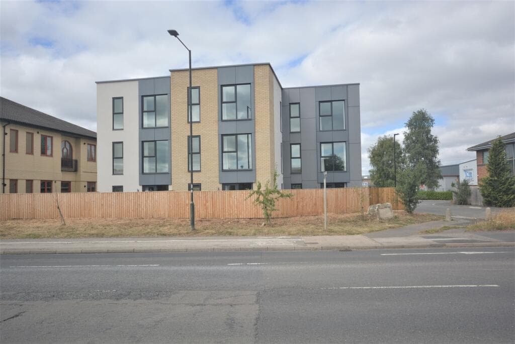 1 Bedroom Apartment For Rent In Moorgate, George Cayley Drive, York, North Yorkshire, Yo30 in york