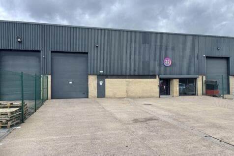 Trade Counter to rent in huddersfield