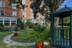 Accommodation at Best Western Welwyn Garden City Homestead Court Hotel in london luton airport