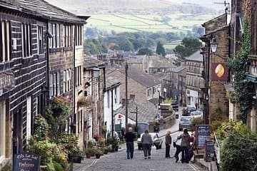 Bronte Country and Yorkshire Dales Private Day Trip from York - Tour in york