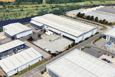 Distribution Warehouse to rent in doncaster