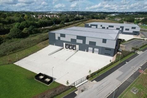 Light Industrial to rent in bradford