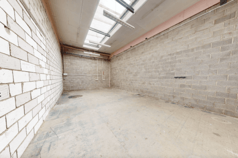 Light Industrial to rent in bridlington