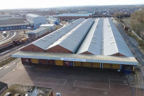 Warehouse to rent in doncaster