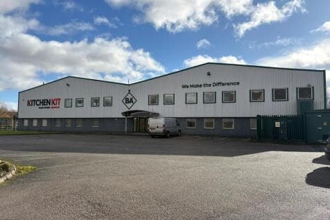 Distribution Warehouse to rent in rotherham
