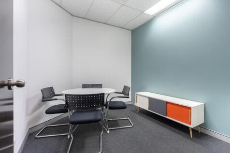 Office to rent in york