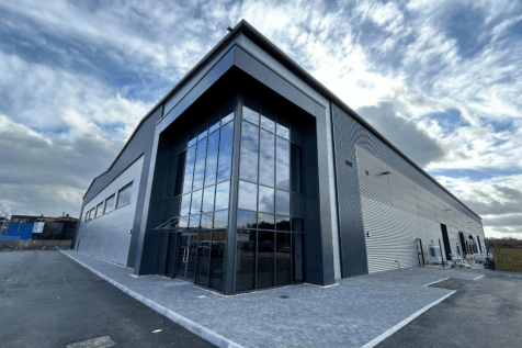 Light Industrial to rent in doncaster