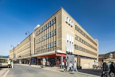Office to rent in halifax