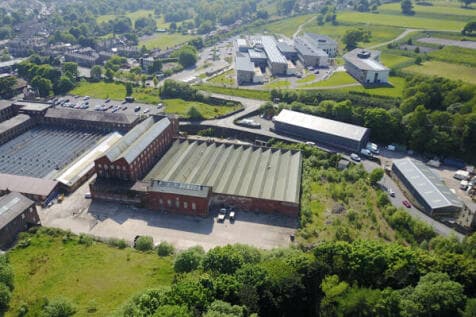 Light Industrial to rent in halifax