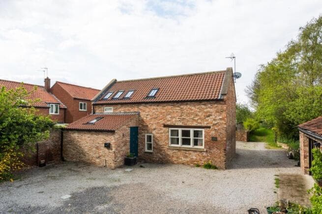 4 bed Barn Conversion for sale