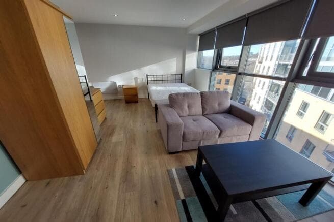 Studio to rent