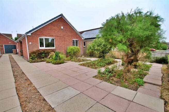 3 bed Detached Bungalow for sale