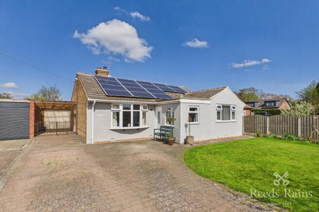 2 bed Bungalow for sale