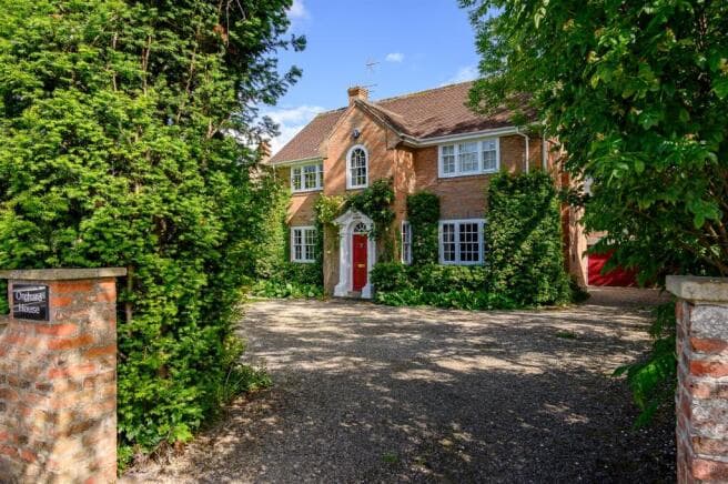 5 bed Detached for sale in york