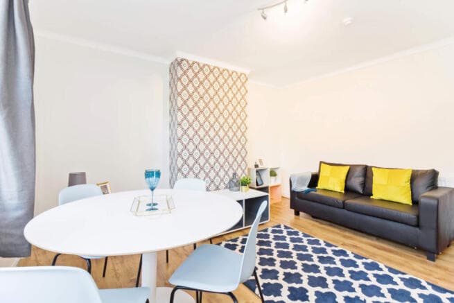5 bed Flat to rent in leeds