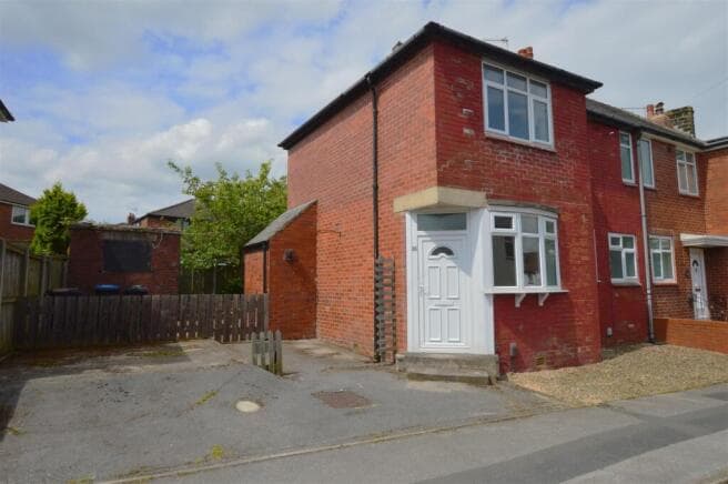 3 bed Semi-Detached to rent in harrogate