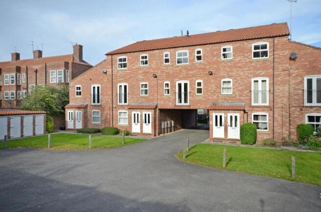 2 bed Flat to rent