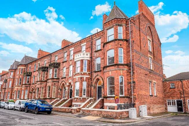 2 bed Flat to rent