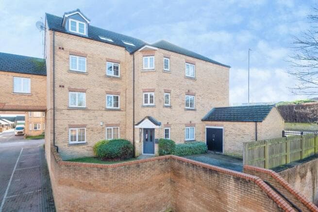 2 bed Apartment for sale in pudsey
