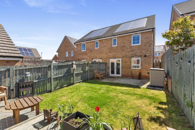 3 bed Semi-Detached for sale