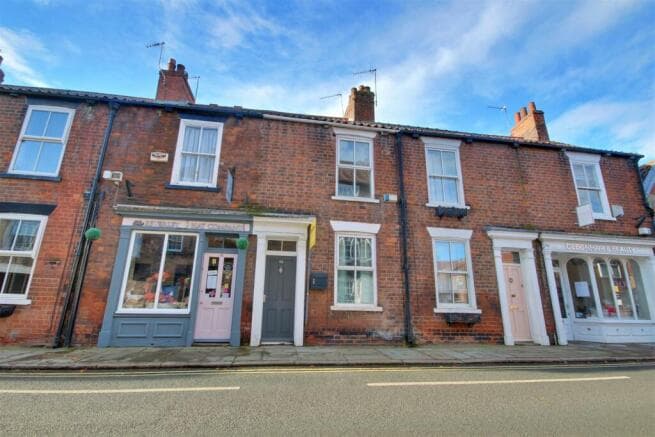 2 bed Terraced for sale