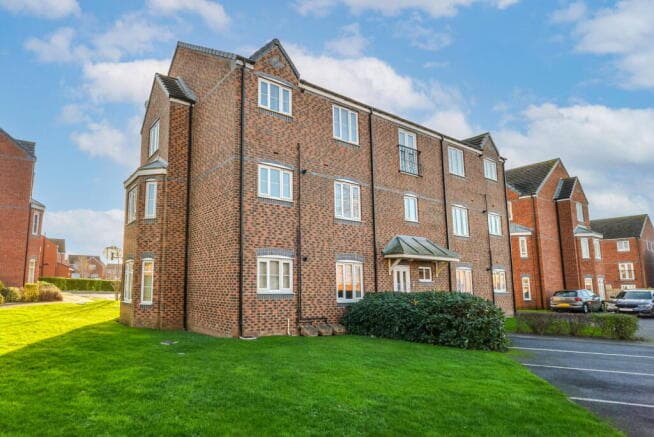 2 bed Flat for sale